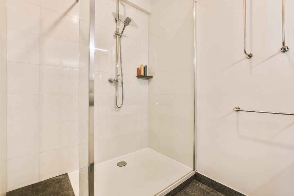 shower threshold